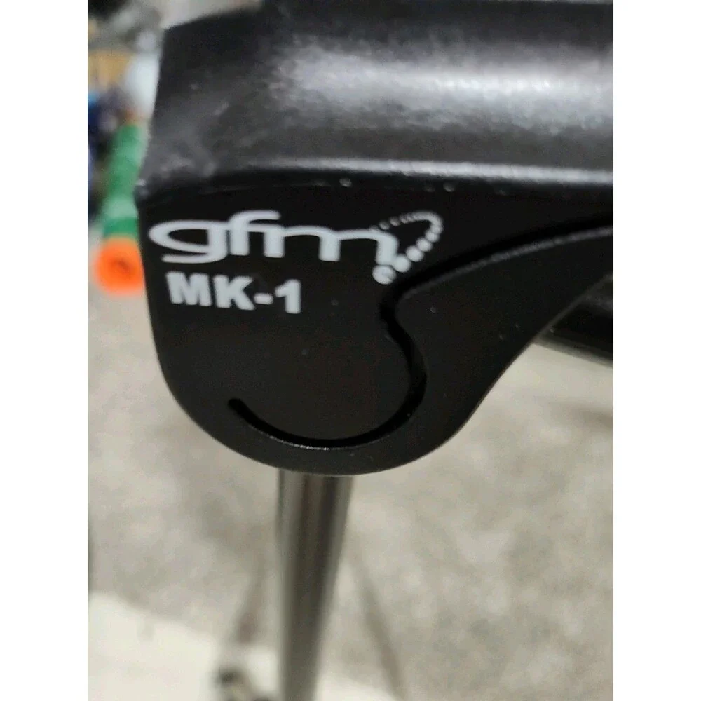 Gfm 52.12 Photo And Video Tripod Lightweight To A Pinhead Elevator Rubber Feet